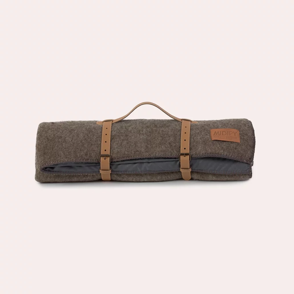 Plaid picnic en laine Montcalm Gris Chiné sangle Camel copie