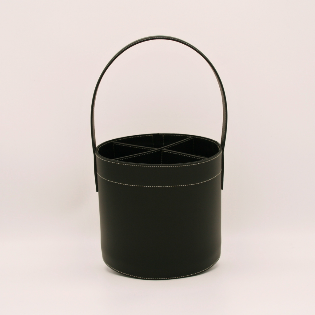porte bouteille en cuir noir