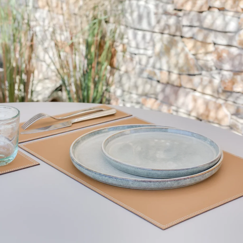 Set de table en cuir Camel de Midipy