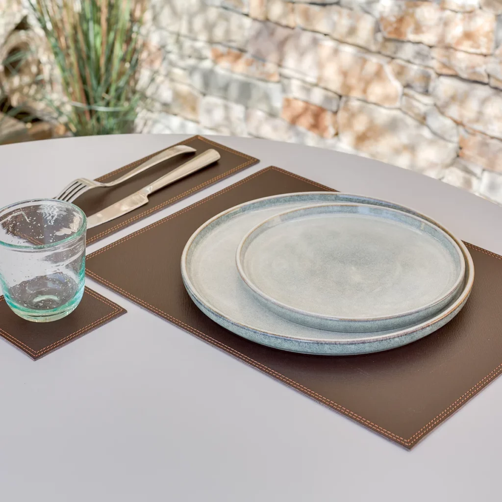 Villa pool house Set de table Grimaud Chocolat