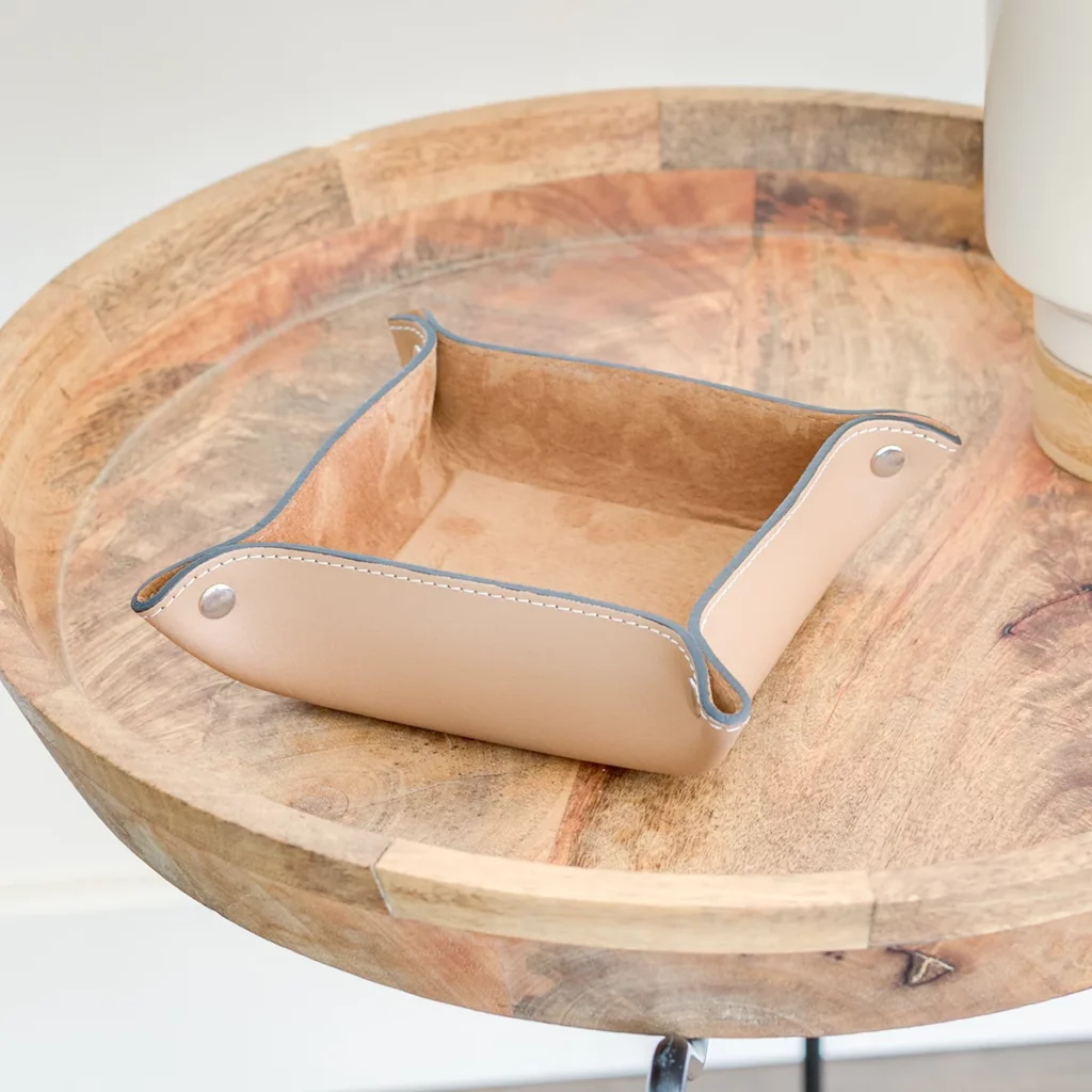 vide-poche en cuir camel de Midipy