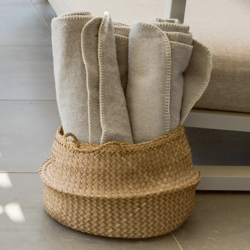 Plaid en laine alpaga gris clair