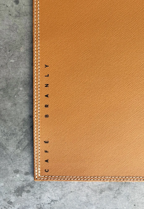 Midipy sur-mesure et personnalisation par le marquage