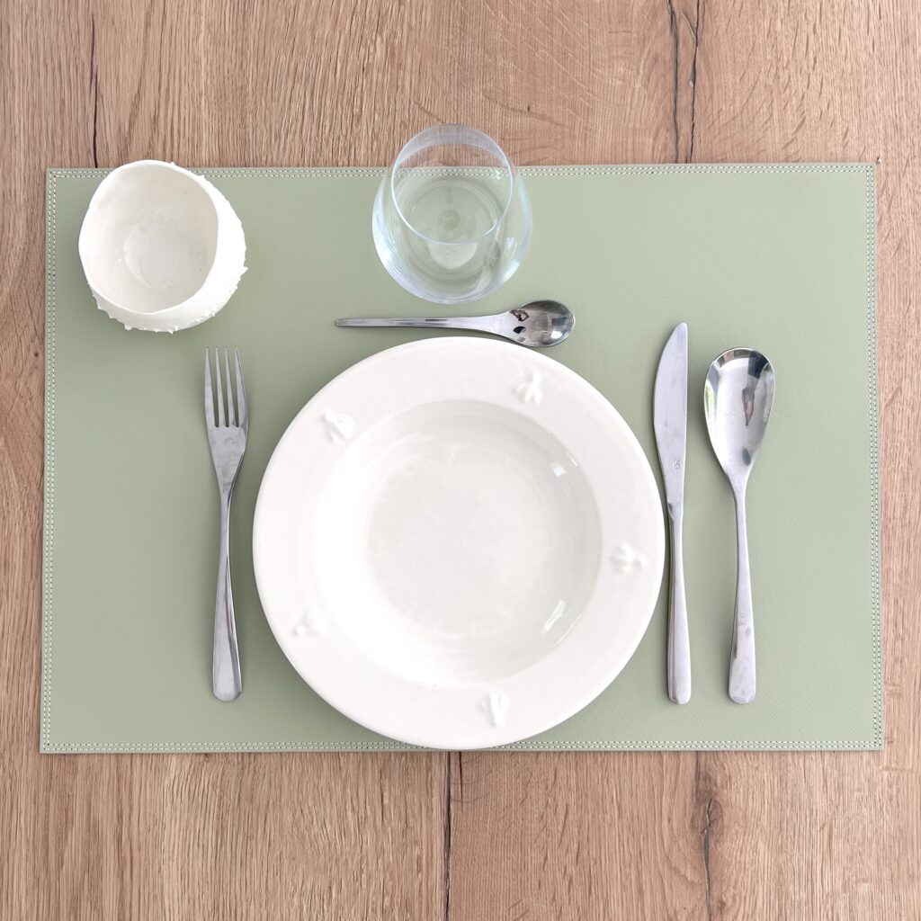 Set de table en cuir vert Lichen Midipy
