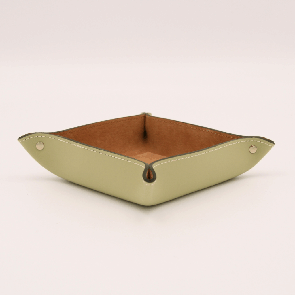 vide-poche en cuir vert