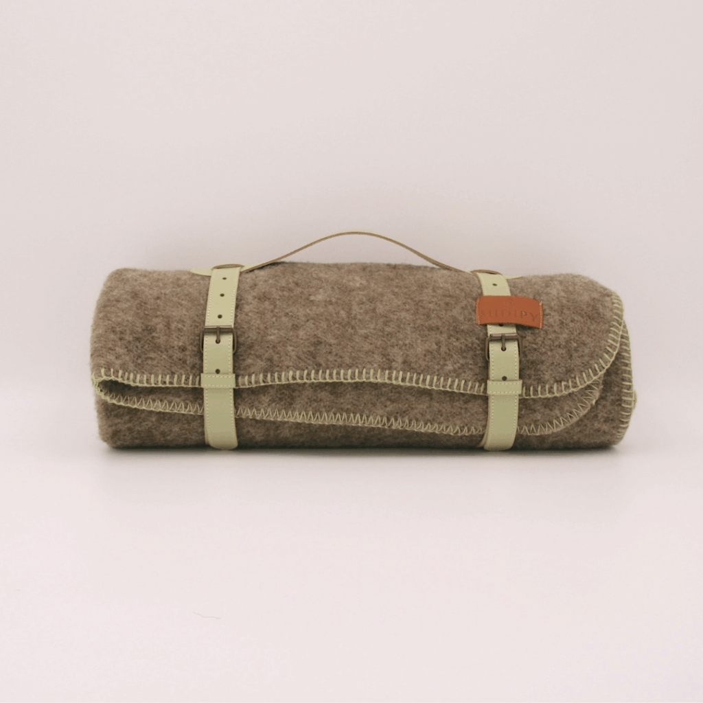 plaid terrasse gris en laine naturelle