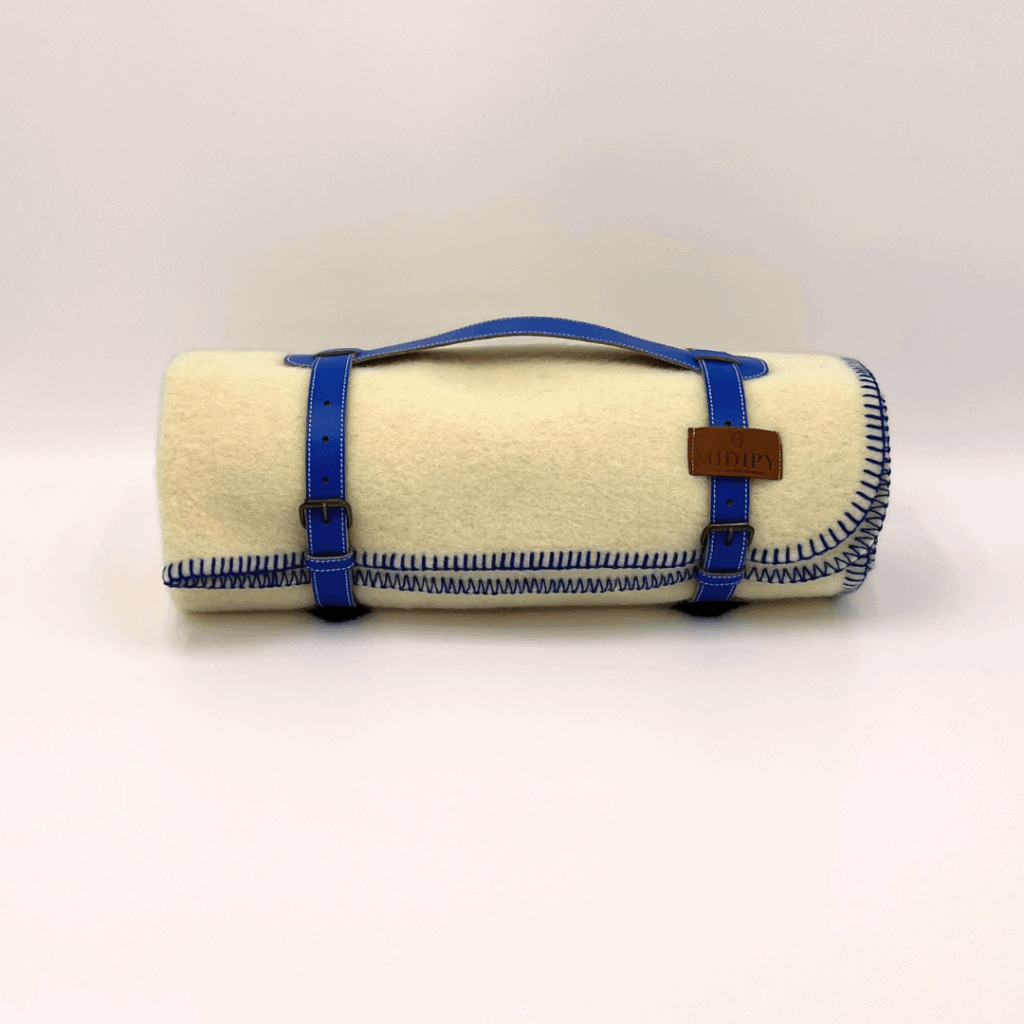 Plaid en laine blanche cosy
