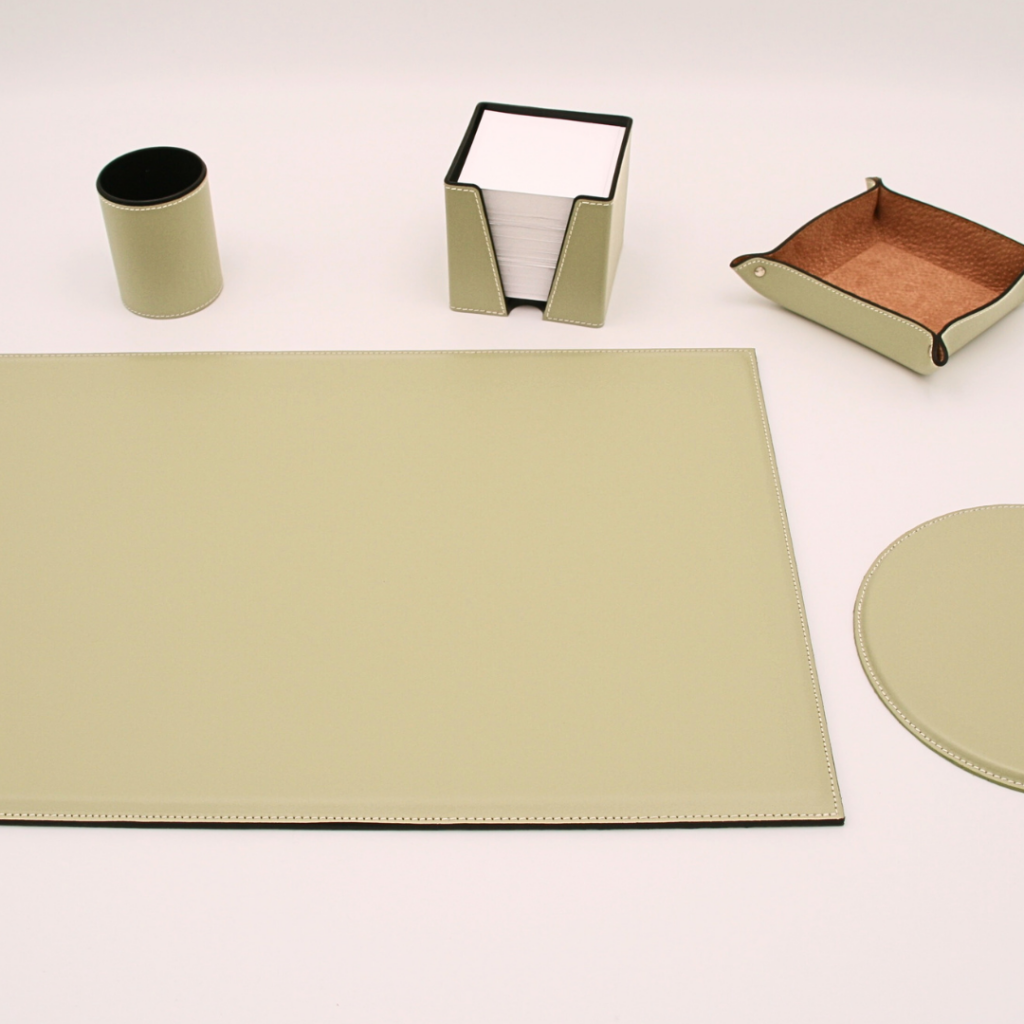 sous main en cuir vert